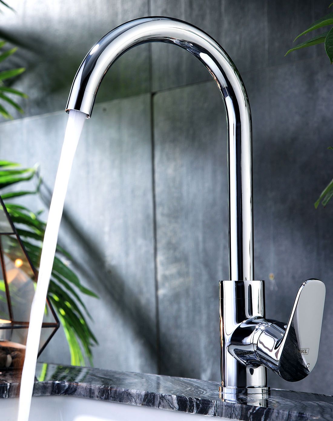 全铜冷热洗衣柜龙头