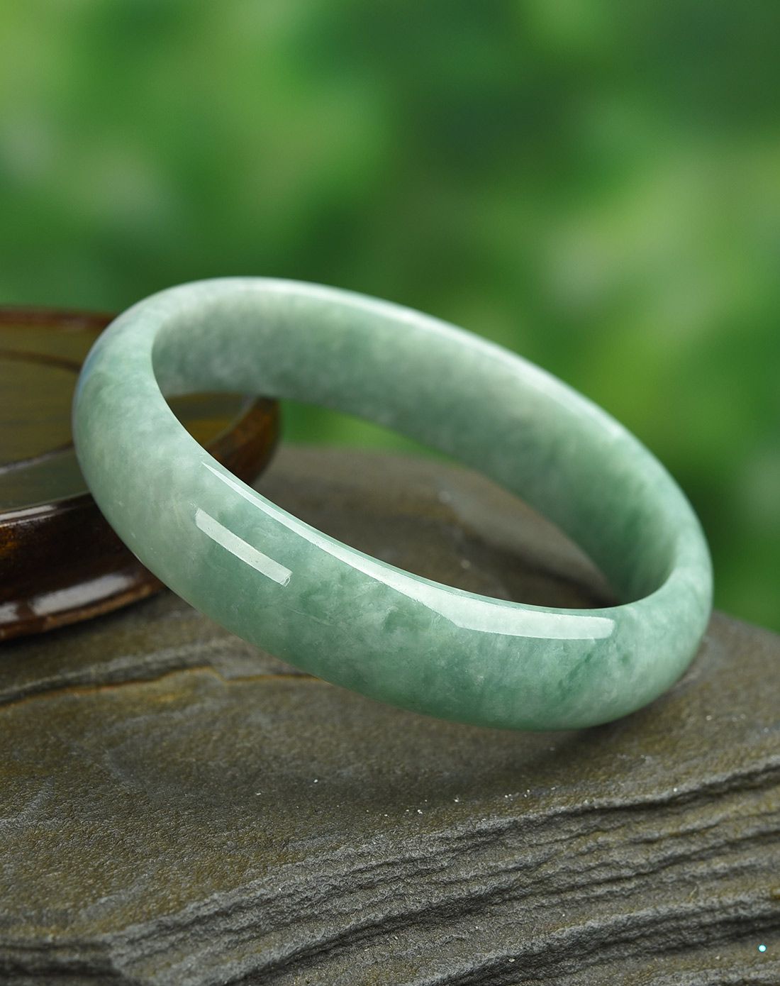 一品翠 天然翡翠a货豆绿色贵妃手镯