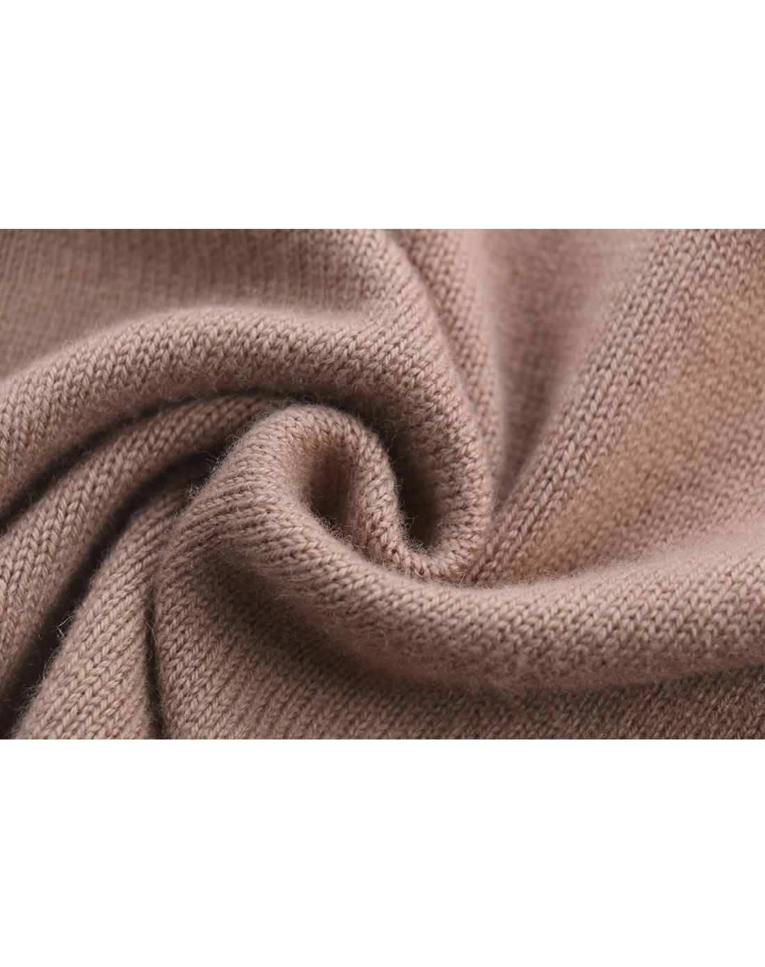 男款卡其色纯羊毛套头衫