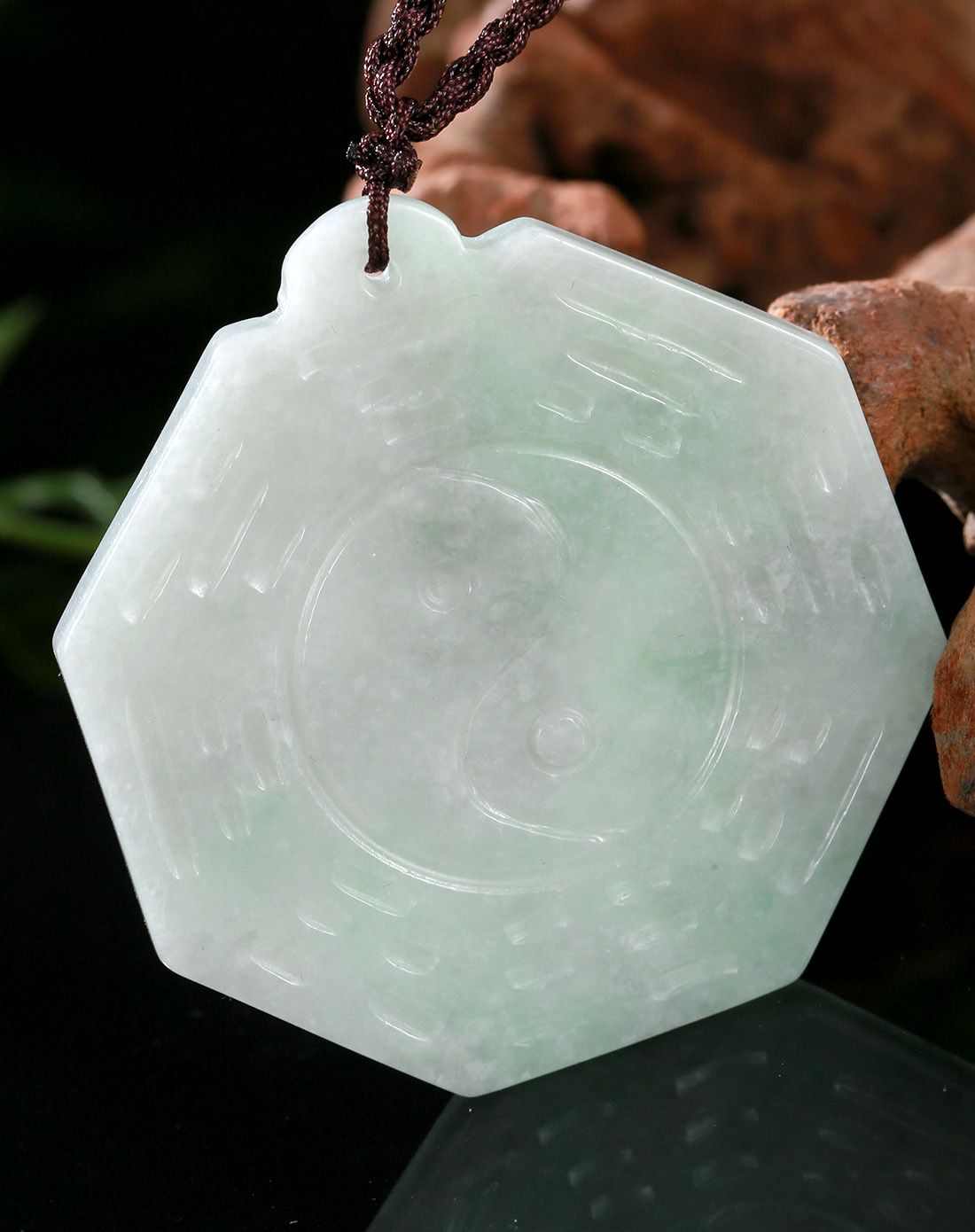 大八卦翡翠吊坠(附证书)