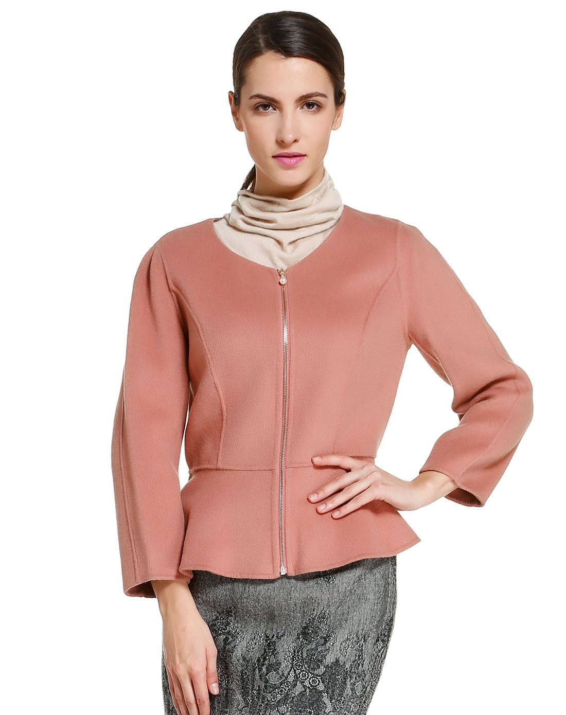 暗粉色时尚简约外套