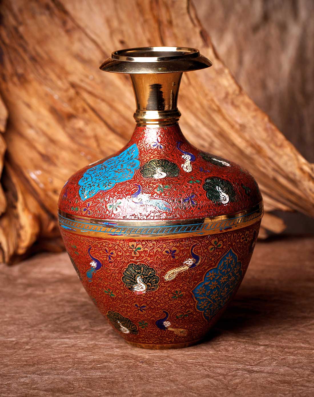 进口传统手工艺彩绘精雕铜器聚宝瓶