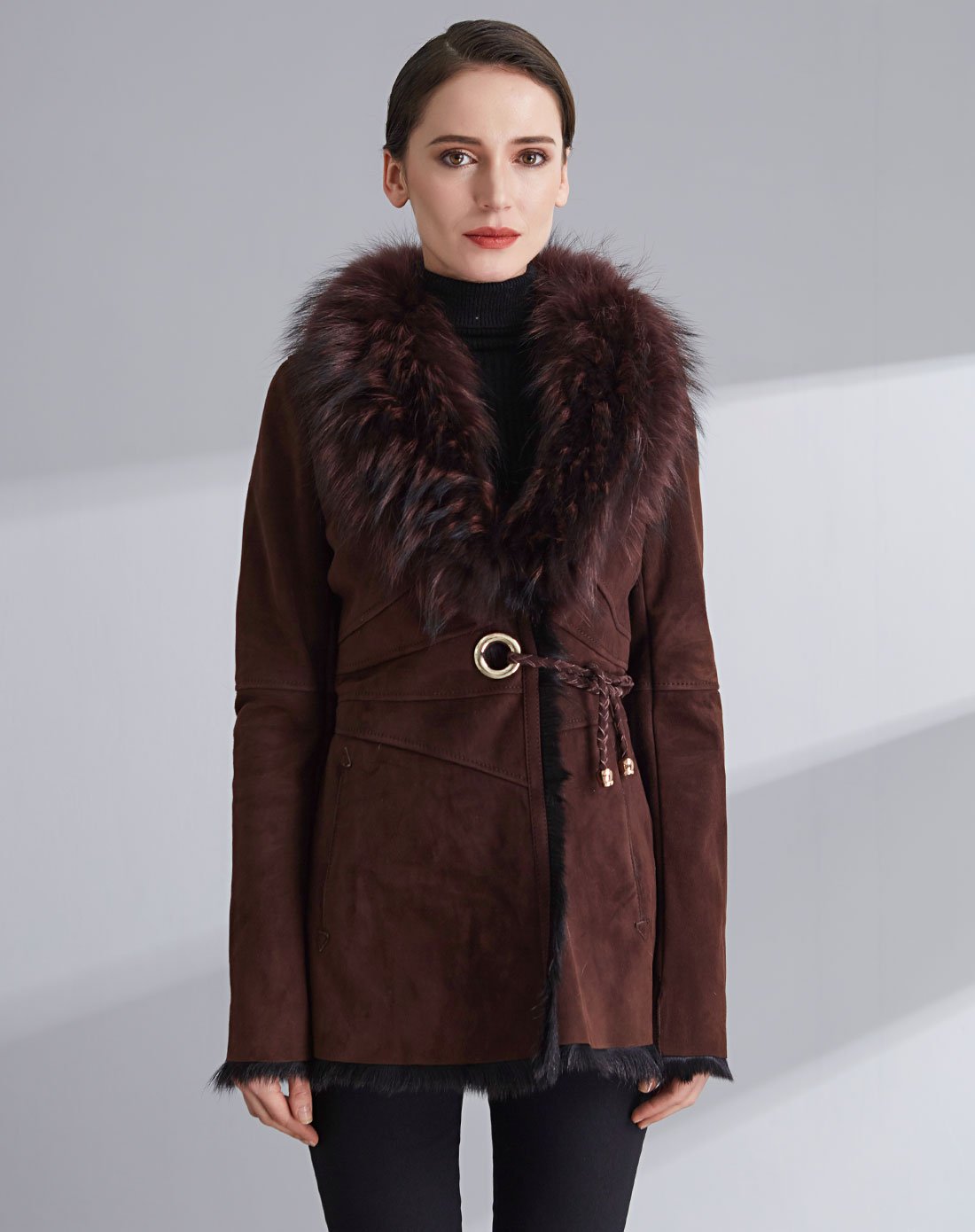 依奴珈貉子毛领修身大气皮毛一体皮草外套