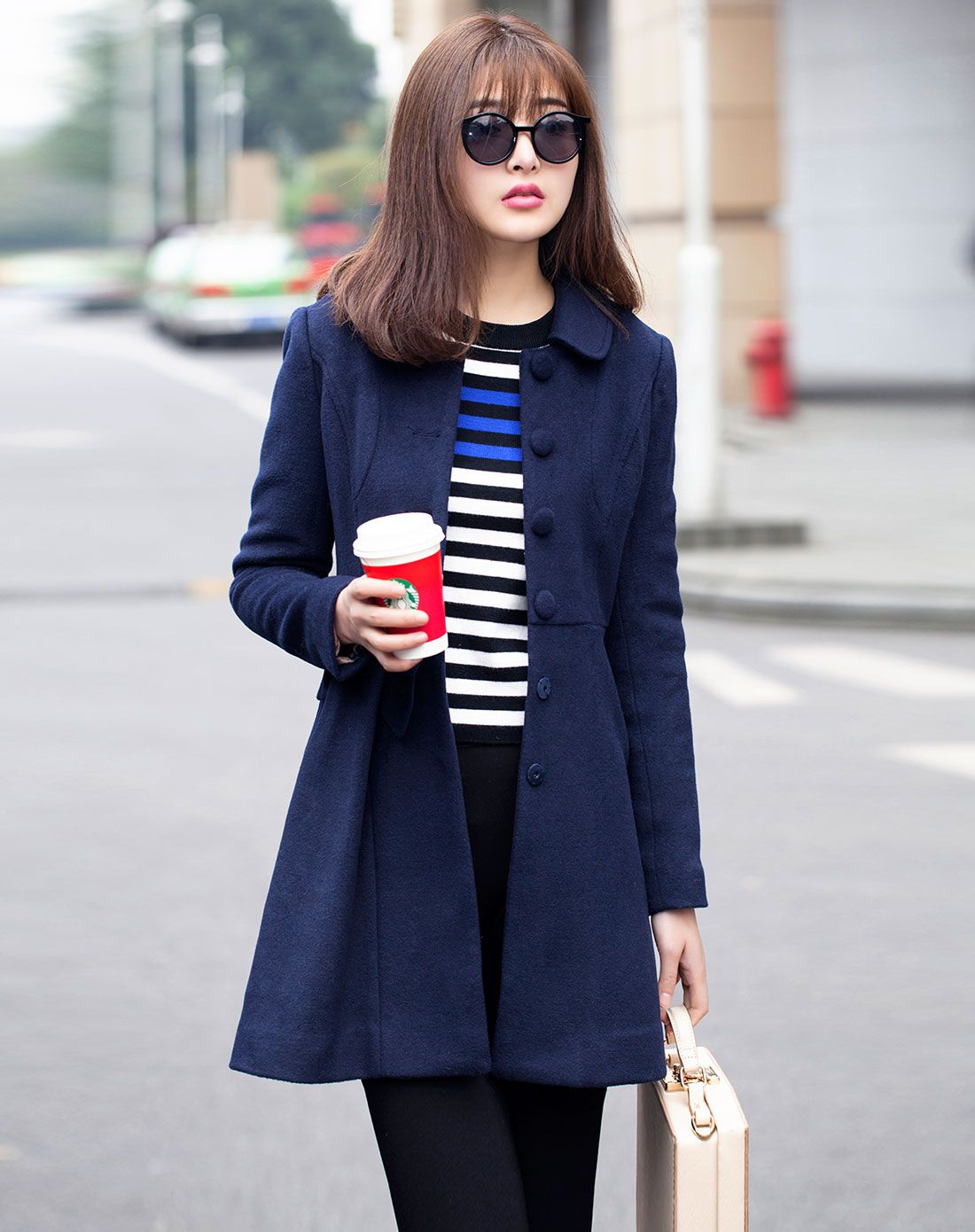 藏蓝色甜美蝴蝶结小翻领收腰羊毛大衣