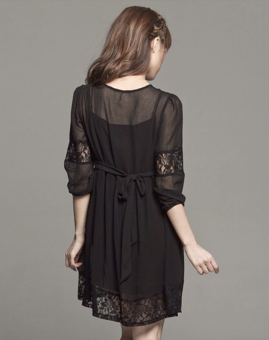 黑色蕾丝雪纺七分袖连身裙