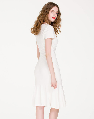 白色短袖简洁淑女优雅连衣裙