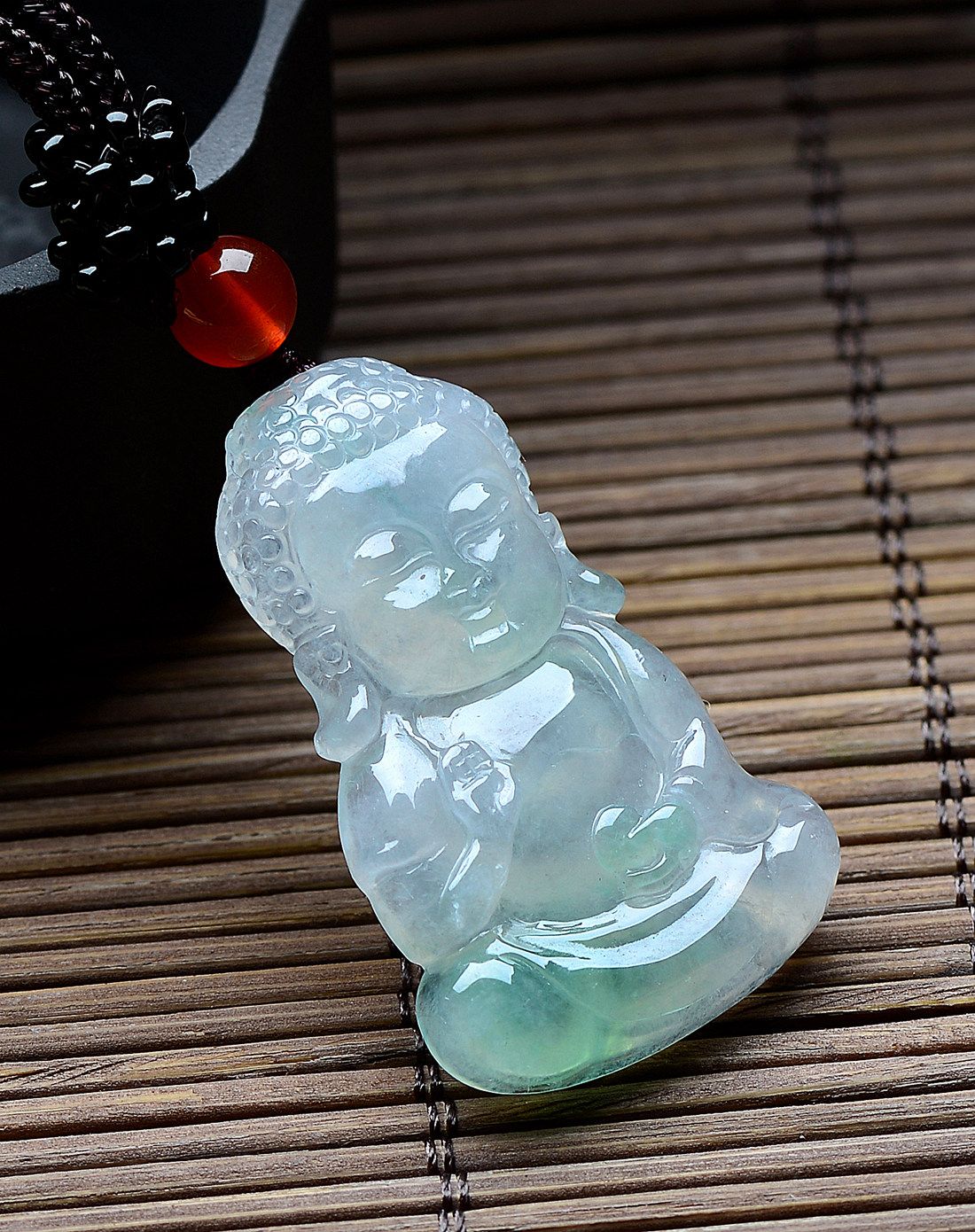 天然a货翡翠冰种飘阳翠厚装宝宝佛吊坠