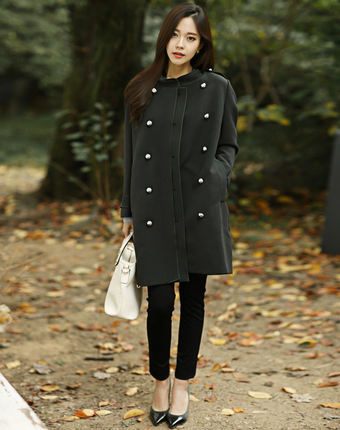 橄榄绿长袖风衣