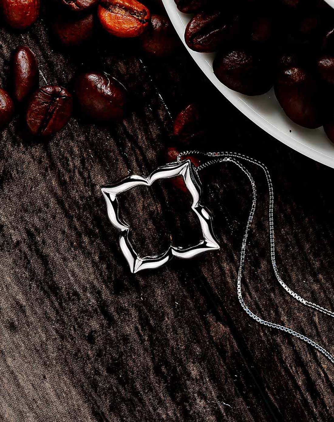 925银镀白金新款时尚吊坠-心窗