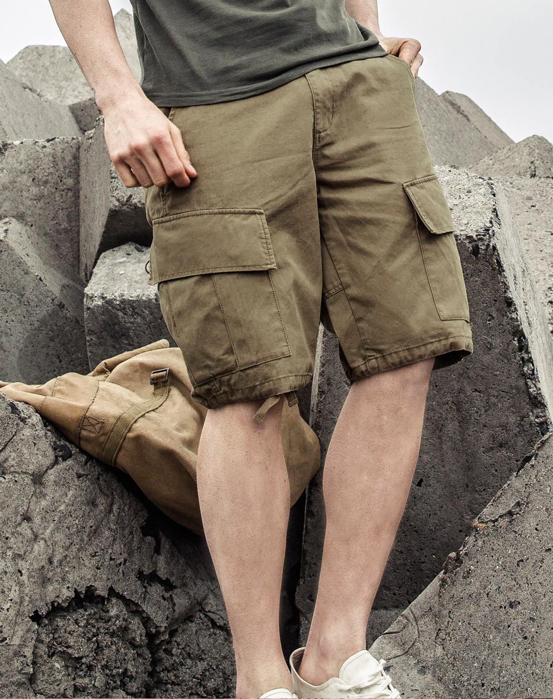 卡其军事复古野战腿袋休闲短裤
