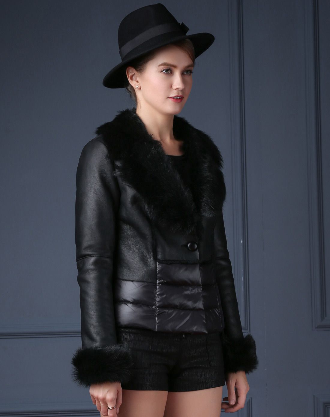sovogue女士皮草专场女款黑色毛领绵羊皮革款皮衣短款svm1302023_唯品