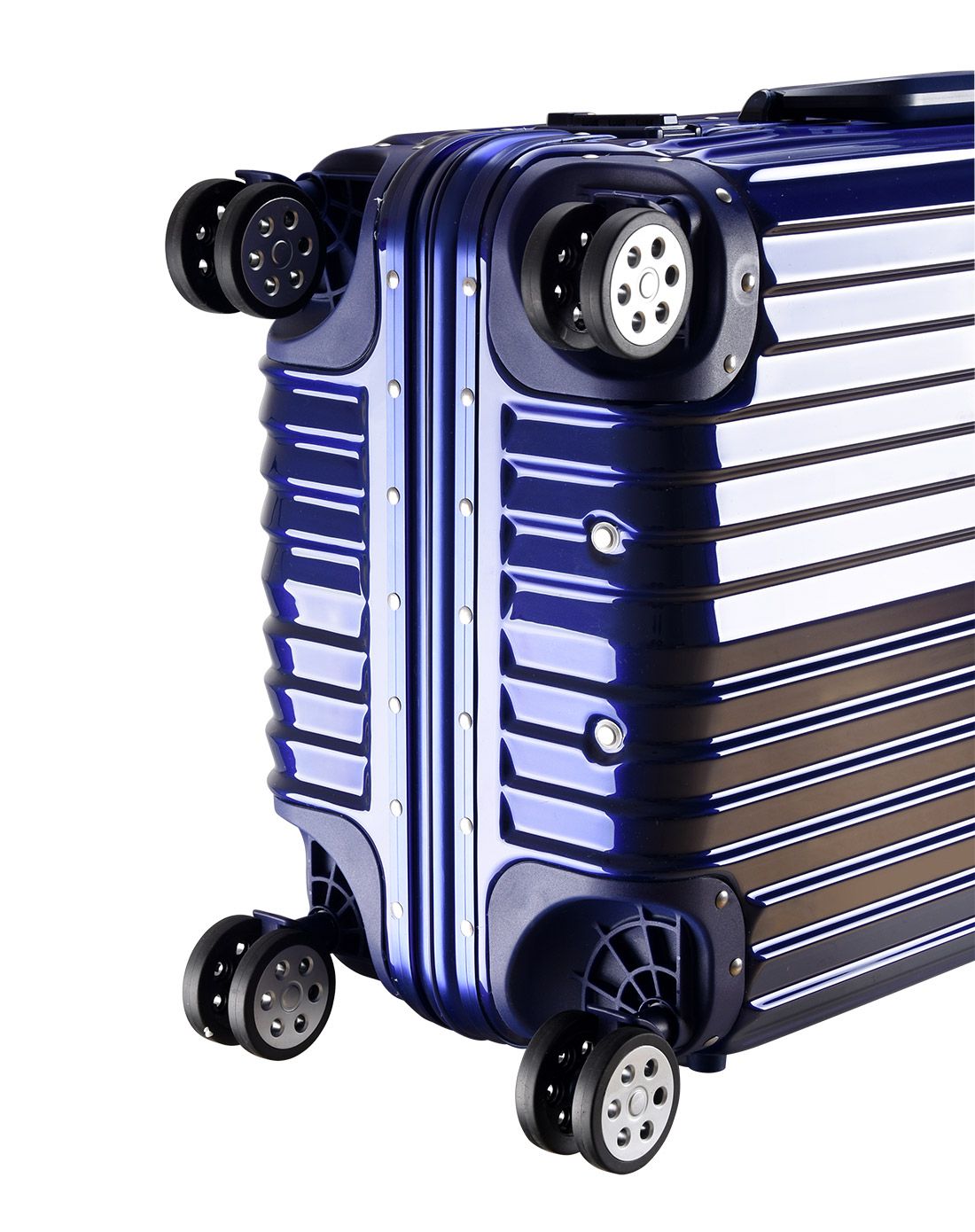 高端精致铆钉铝框拉杆箱26寸蓝色