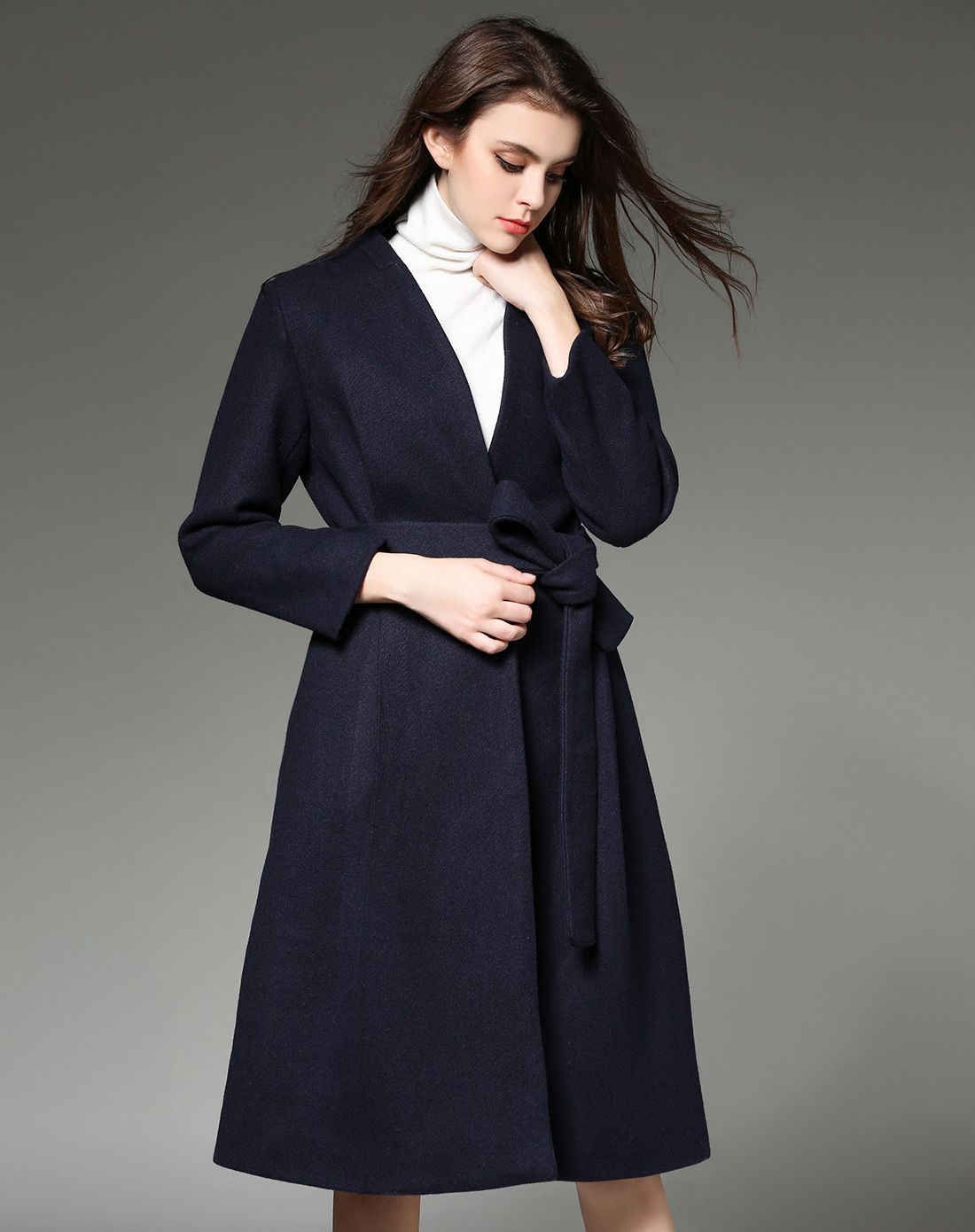女款藏青色暗扣无领大衣
