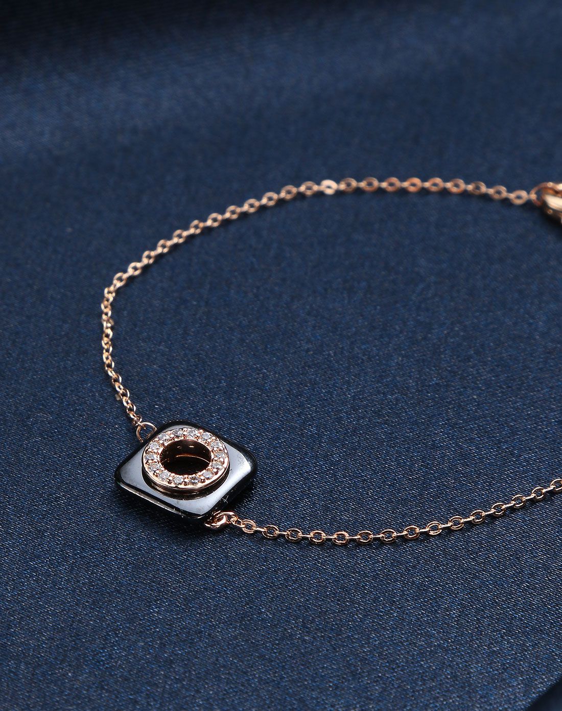 镀18k金【黑陶玉】时尚大牌闪钻气质手链