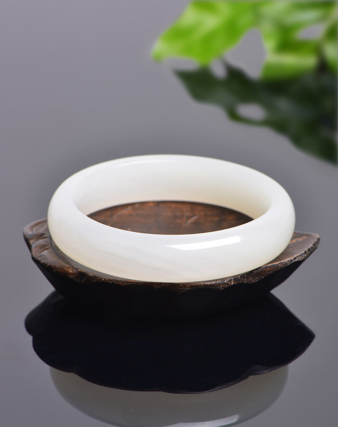 媛翠坊 碳酸盐质玉白色厚壁手镯附证书