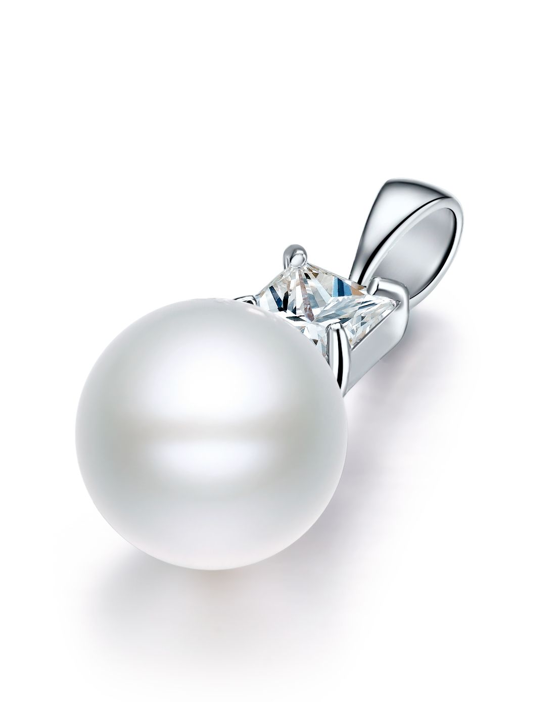 白色恋人9-9.5mm天然珍珠吊坠(附国检证书)