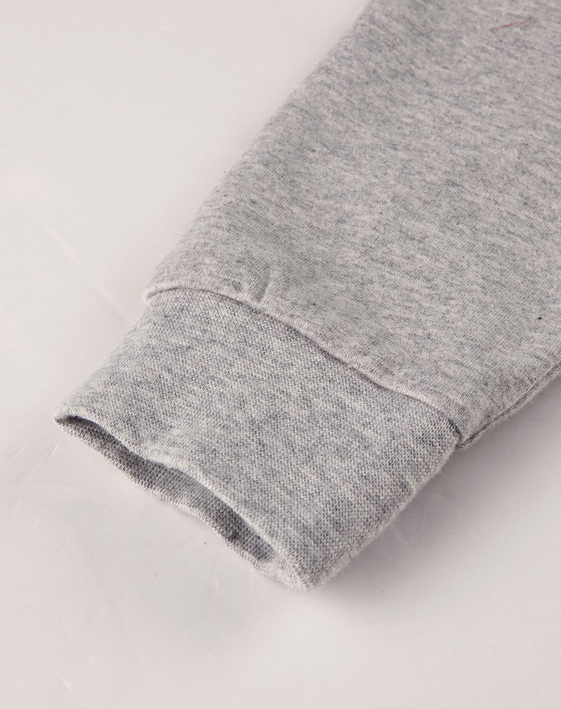 男童浅麻灰色圆领t恤