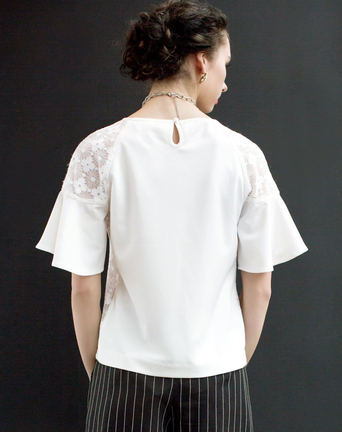 黛雅可daiyake【夏新款】 荔枝糖 优雅蕾丝拼接波浪袖蕾丝衫361401101