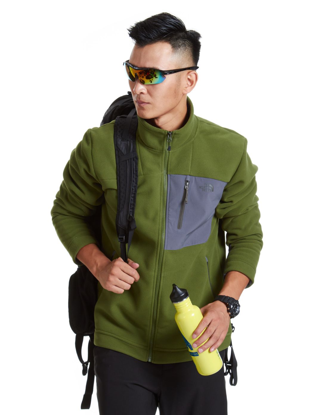 舒适保暖 男子绿色夹克 户外系列