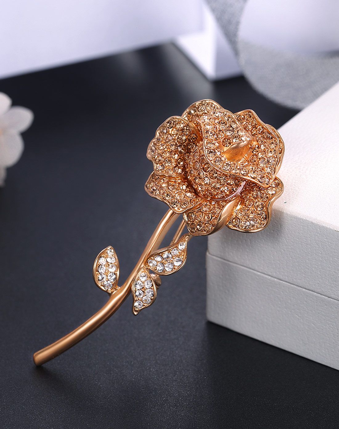 玫瑰仙子香槟色胸花