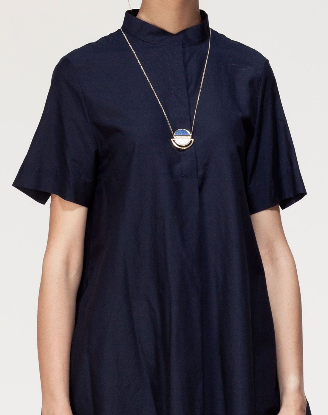 蓝黑色极简气质连衣裙