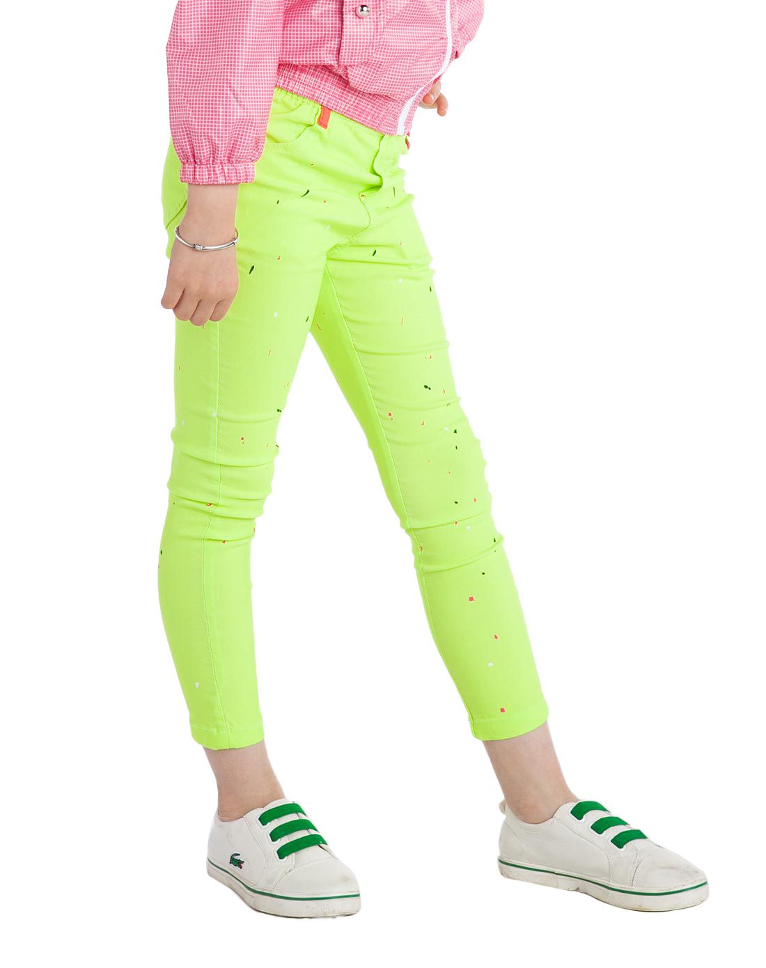 女童荧光黄裤子