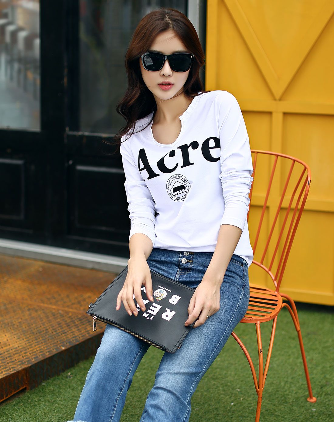 白色 女款时尚v领长袖t恤