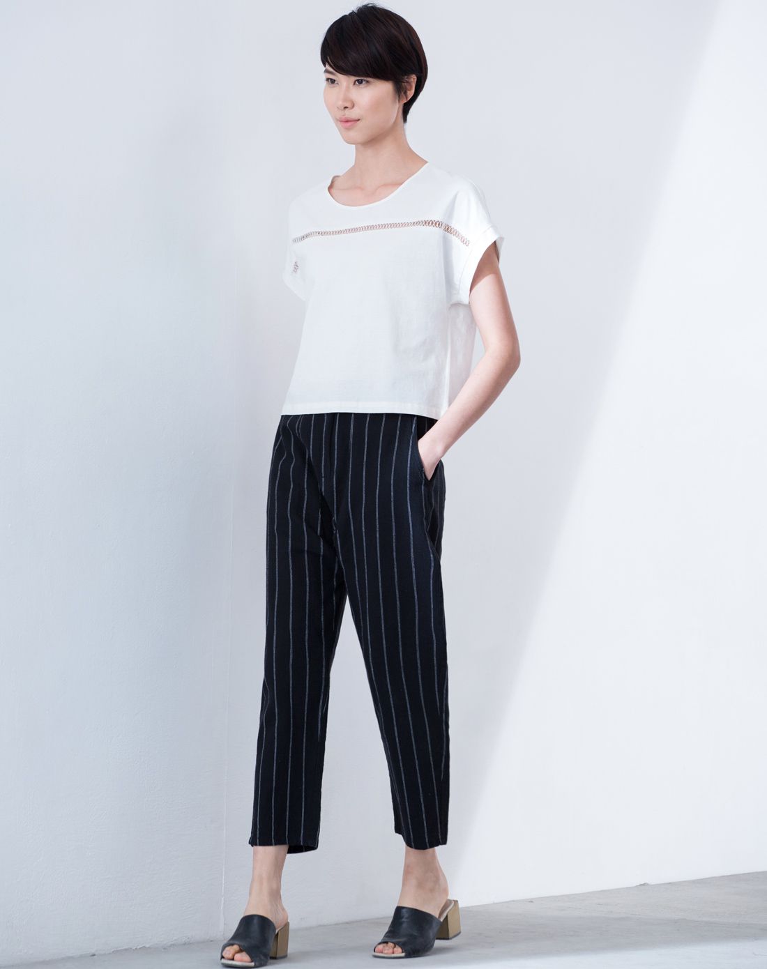 (新品首发)米白连袖短款宽松t恤