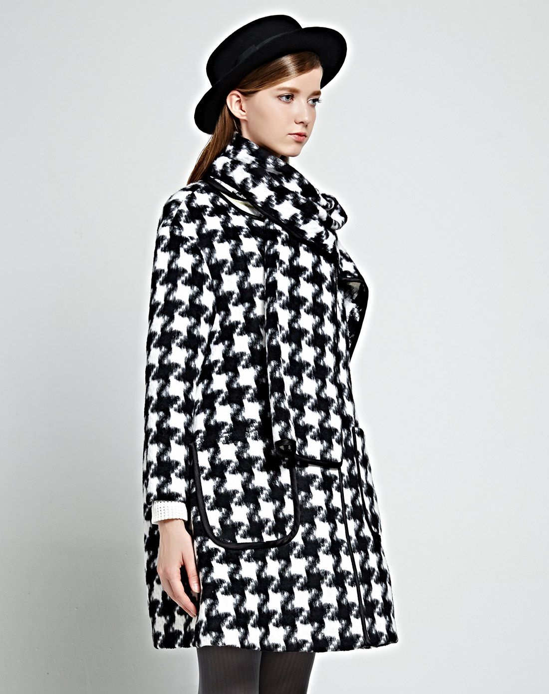 (特惠)黑白千鸟格长袖大衣