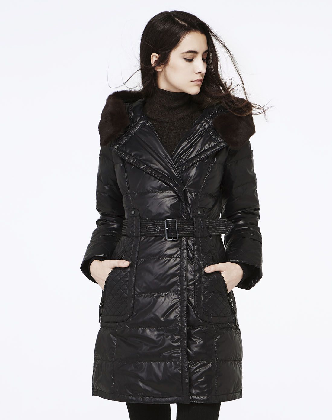 女新黑格尔女装中长款羽绒服