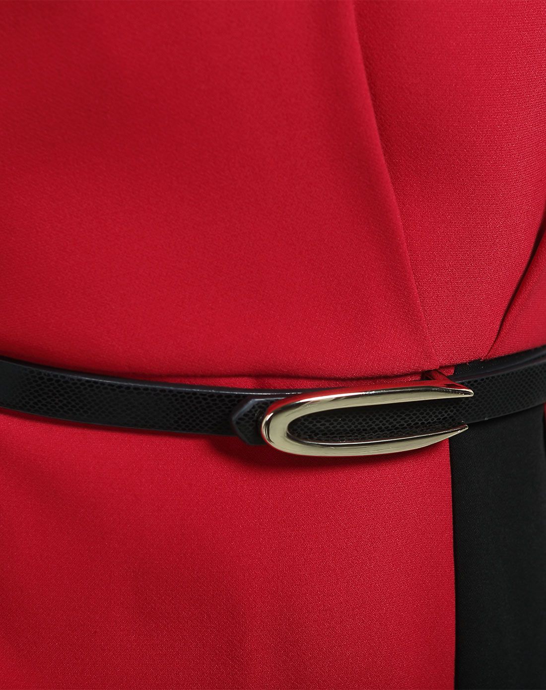 女款酒红色撞色皮带连衣裙