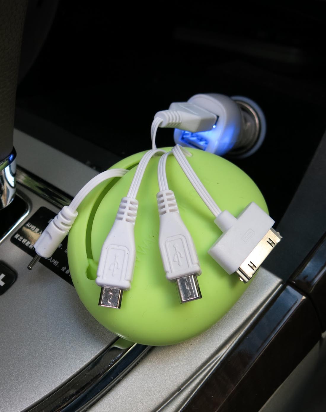 双usb大电流车载充电器 5接口线包