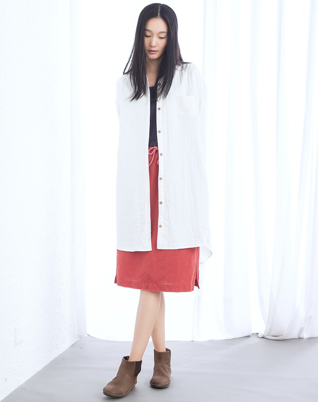 子陌zimo女装移动端专场白色休闲长款衬衫z165027c03_唯品会