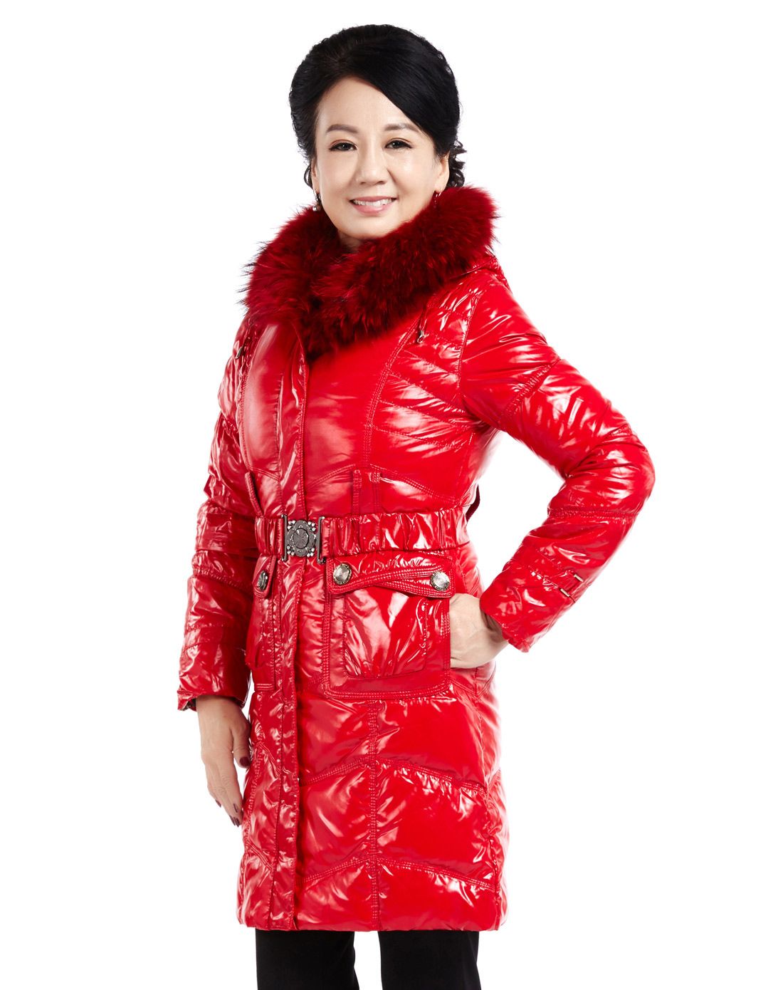 红色时尚亮皮中长款羽绒服