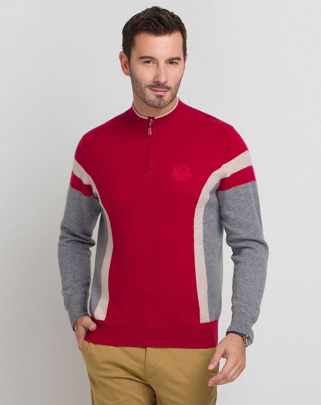 > 男红加灰山羊绒半高拉链套衫