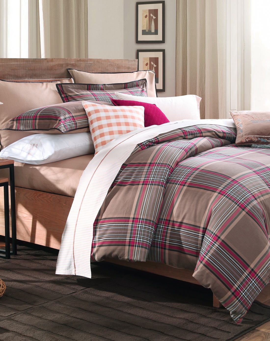 1.8米色织印花四件套-凯普莱特270*245cm