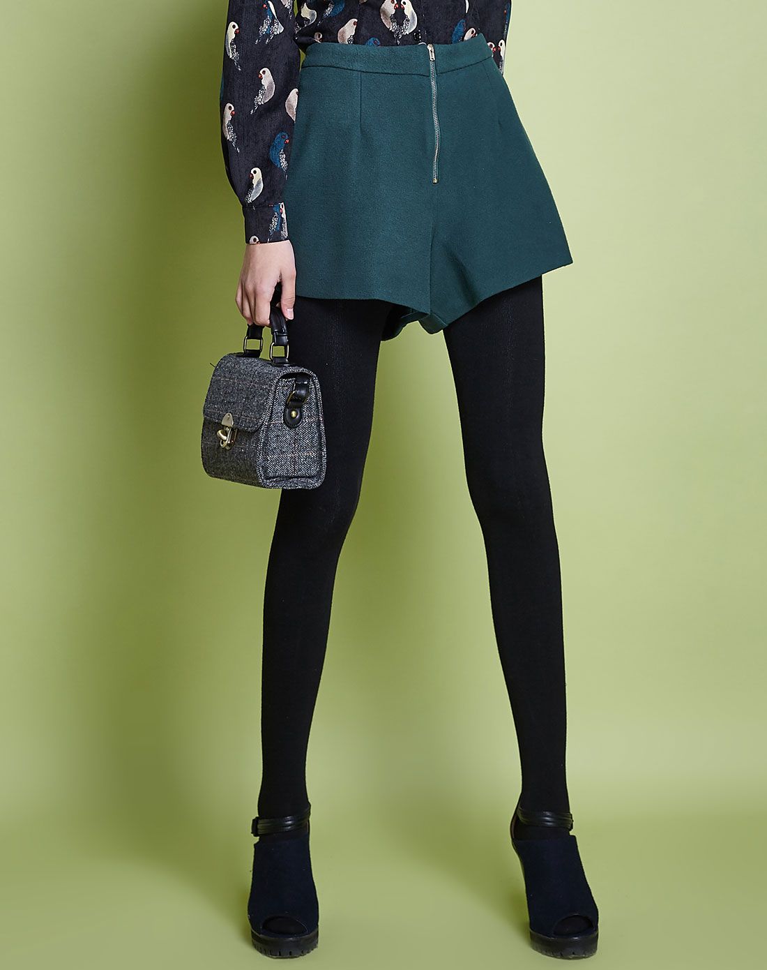 墨绿色百搭合身款裤子