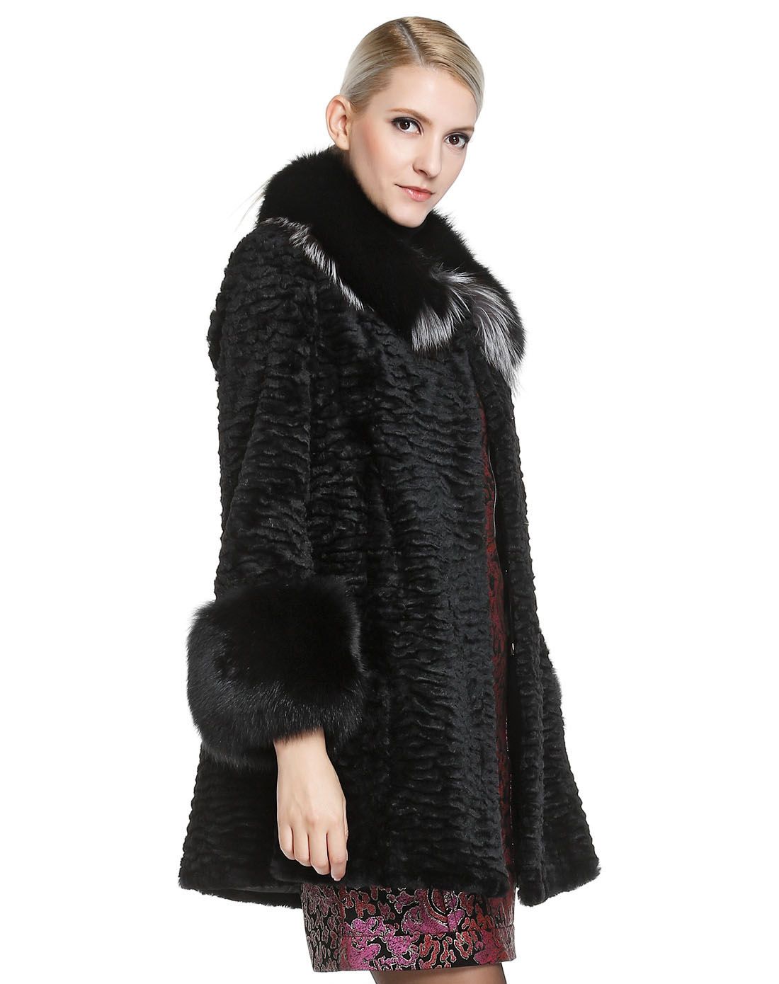 马天奴黑色贵气典雅长袖皮草