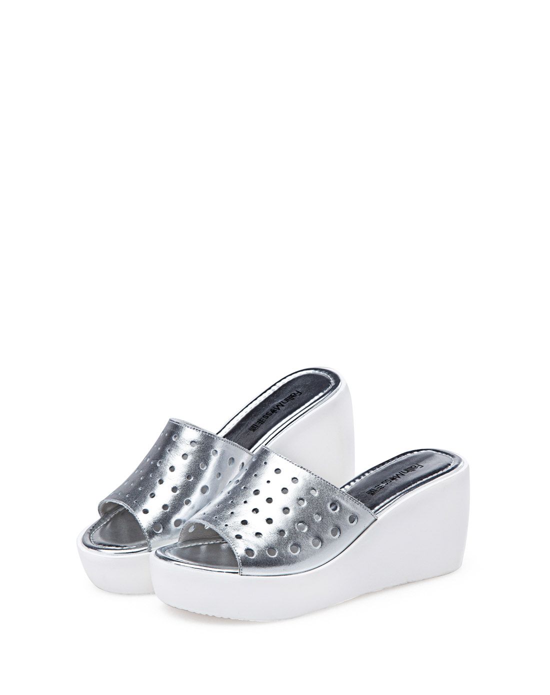 2016夏季新款头层牛皮透气洞洞款松糕厚底女银色拖鞋