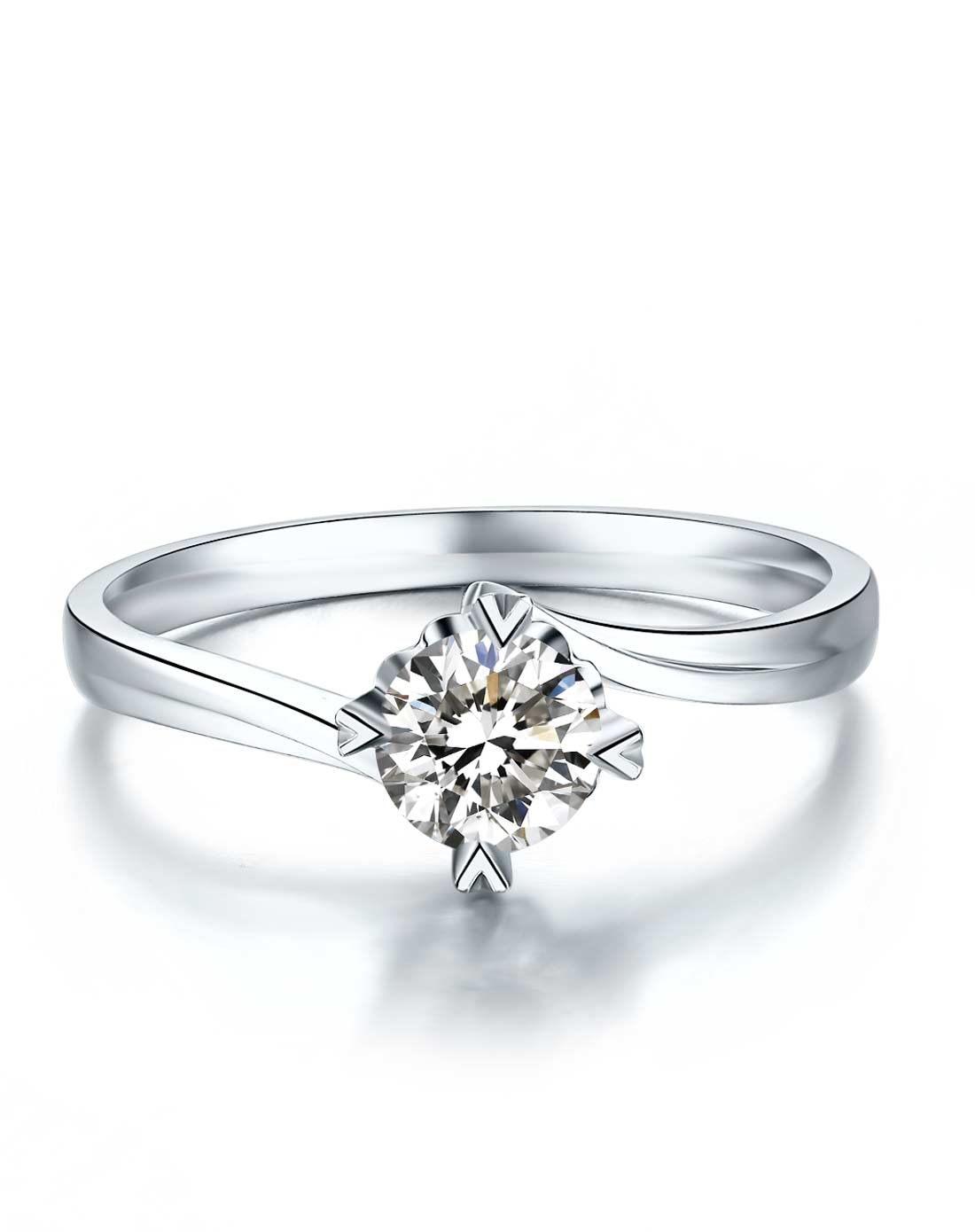 白18k金单钻爪镶13分钻戒婚戒