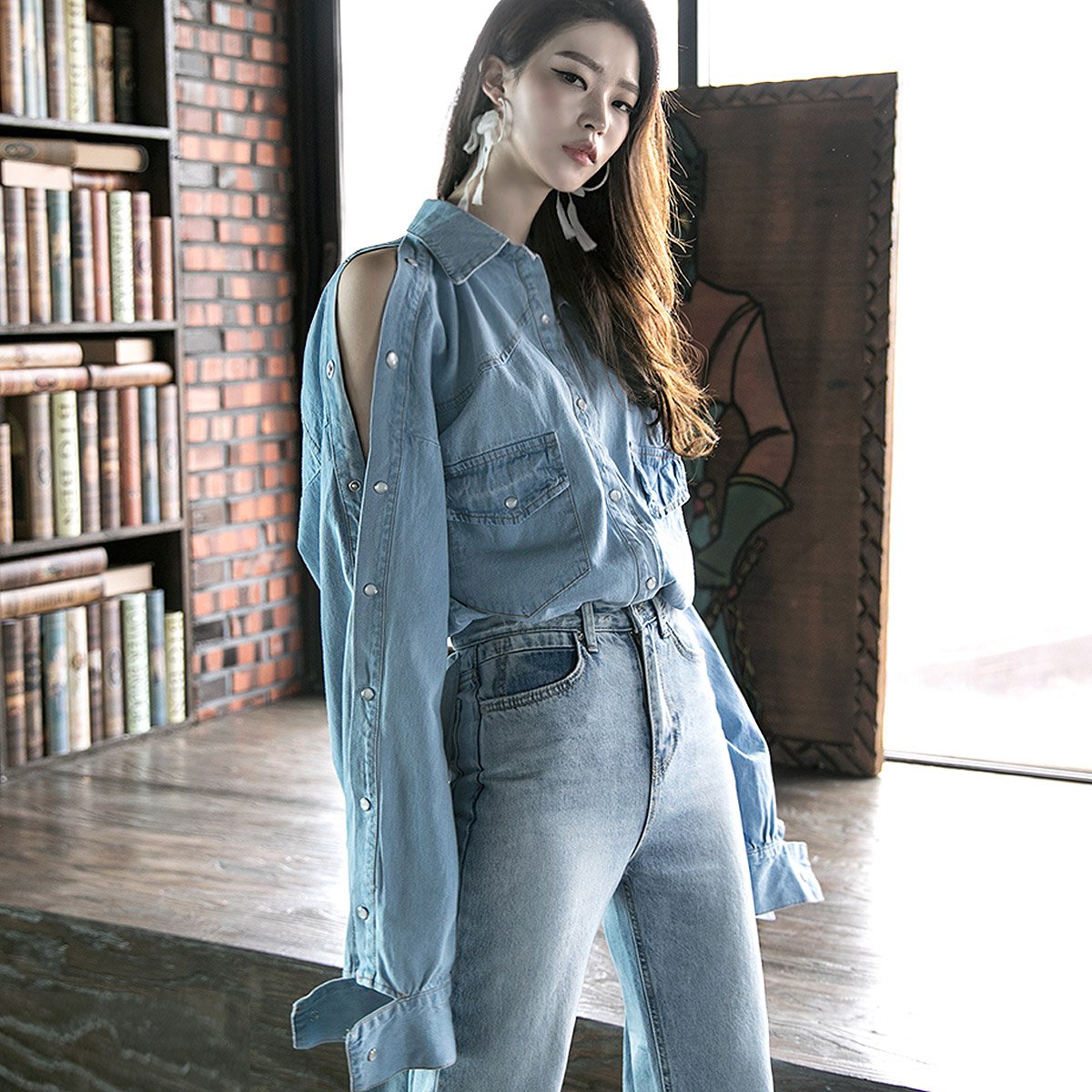 dint 2018秋冬新品 翻领敞开式长袖牛仔衬衫