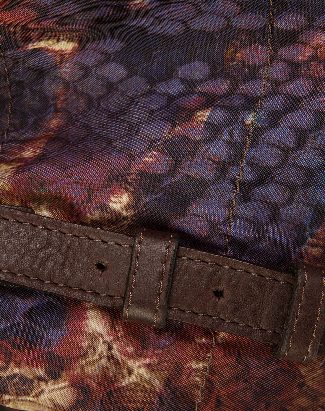 女款棕色系仿蛇皮纹水桶手提包