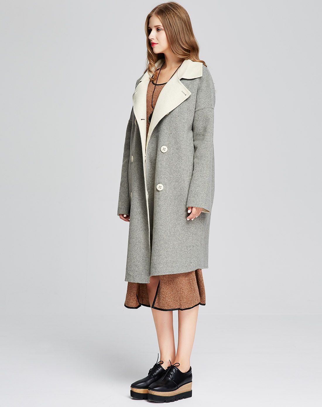 女装浅灰色时尚文艺双面呢大衣