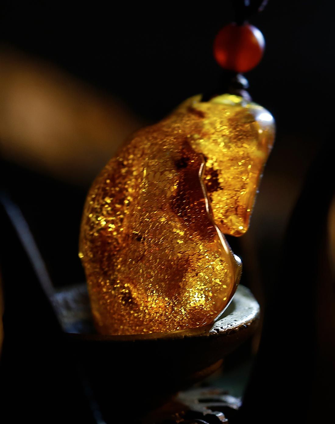 波兰.进口天然琥珀蜜蜡项链#47(带原皮带证书)