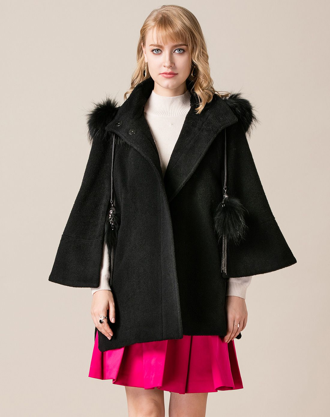 毛边羊毛斗篷大衣