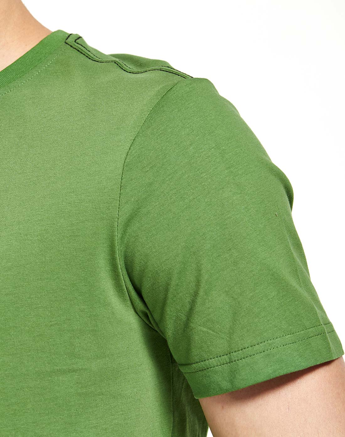 舒适透气 户外男士草绿色t恤 短袖圆领