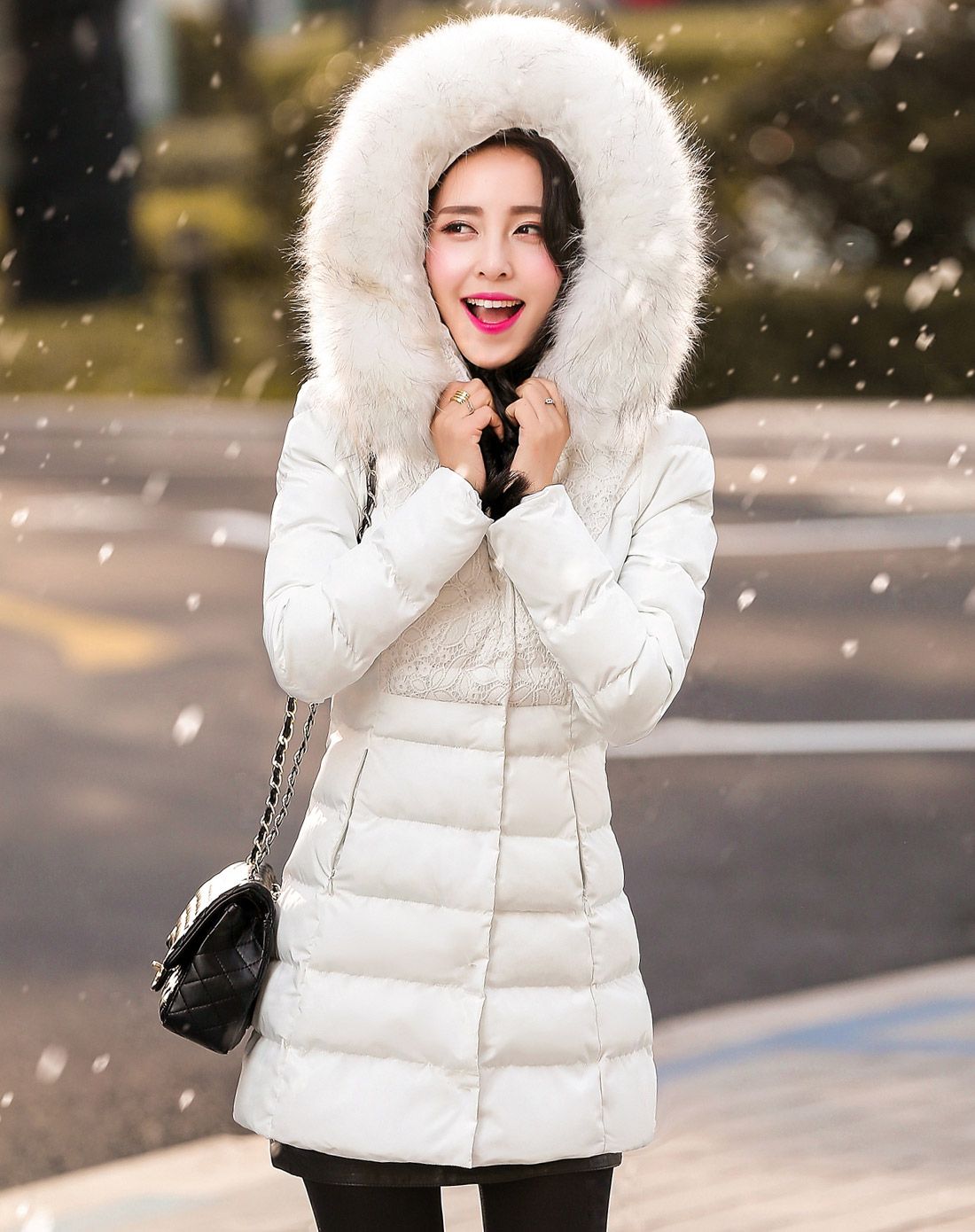 白色超大毛领时尚大牌收腰修身显瘦中长款棉衣