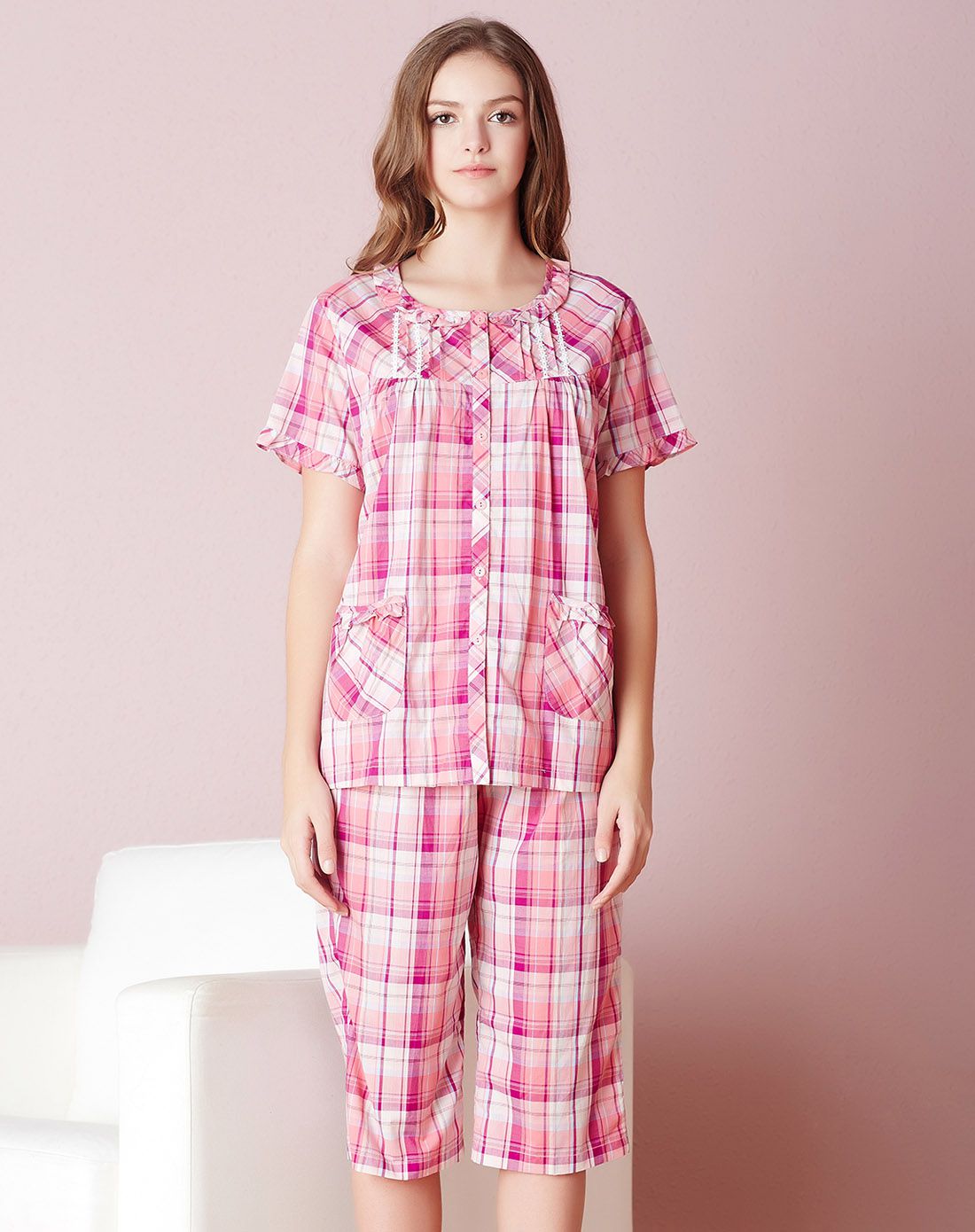 达尔丽女款红色梭织格短袖家居服套装