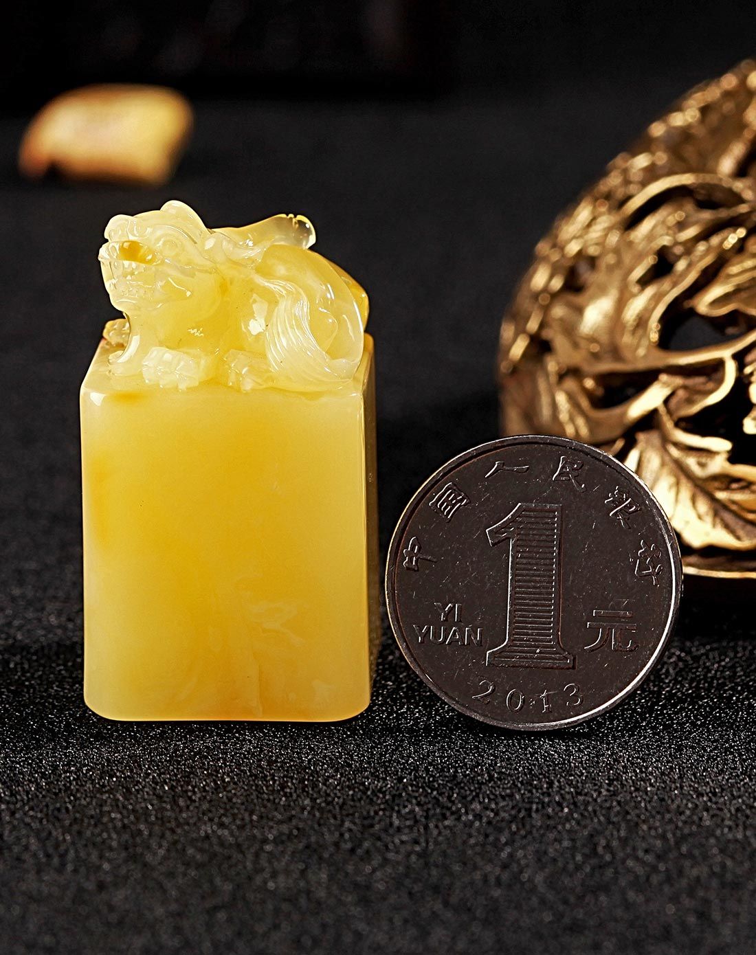精致雕刻 珍藏版 天然琥珀蜜蜡 印章