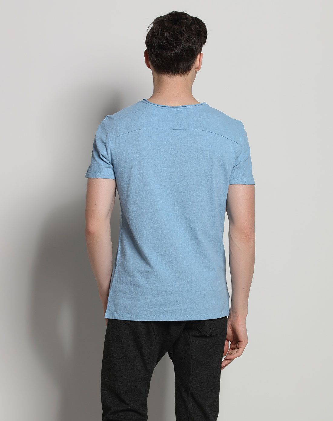 灰蓝色全棉纯色卷边圆领修身短袖t恤
